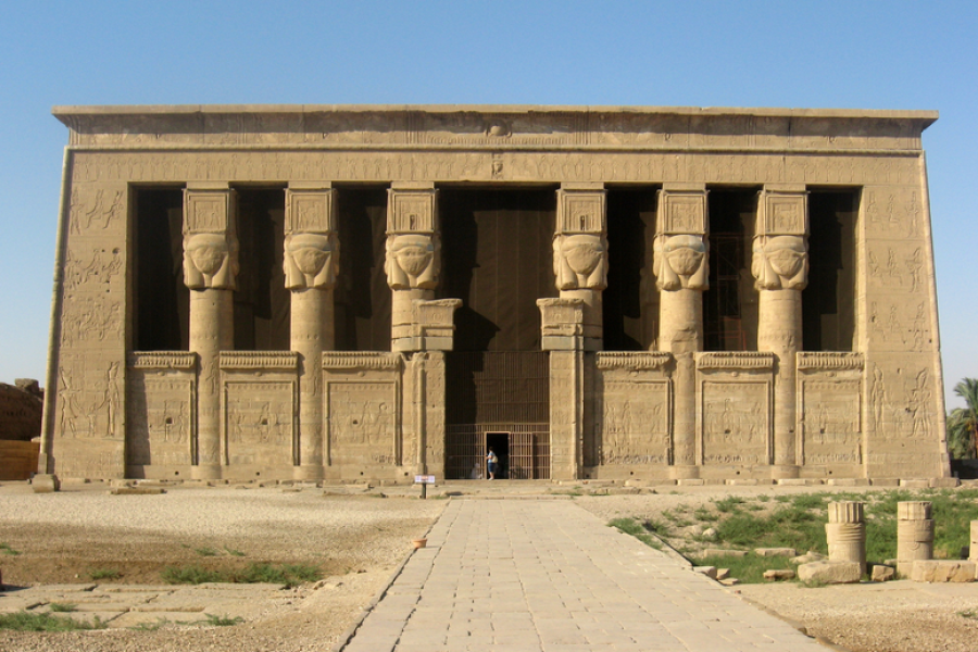 Day Trip to the Temples of Dendara and Abydos by Car