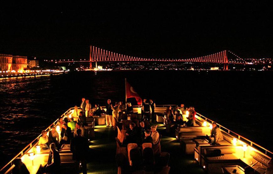 Dinner and Night Show at Nile Cruise in Cairo